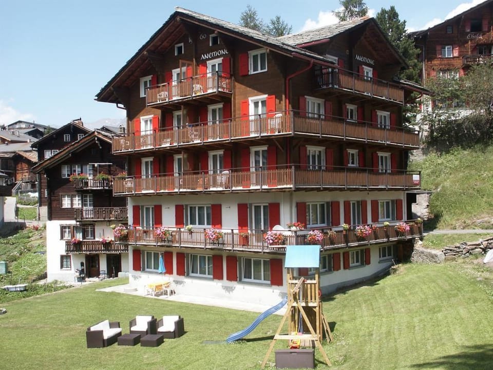 Anemone Appartement/Fewo 6-Bettwohnung Erdgeschoss Apartment in Saas-Fee