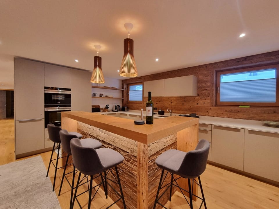 Berghof 2. OG Appartement/Fewo 8-Bettwohnung Apartment in Saas-Fee