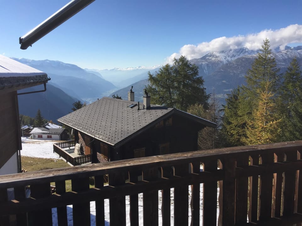 Chalet Valeria 4-Bettwohnung, Parterre, 2 Schlafräume Valeria EG Apartment in Canton of Valais