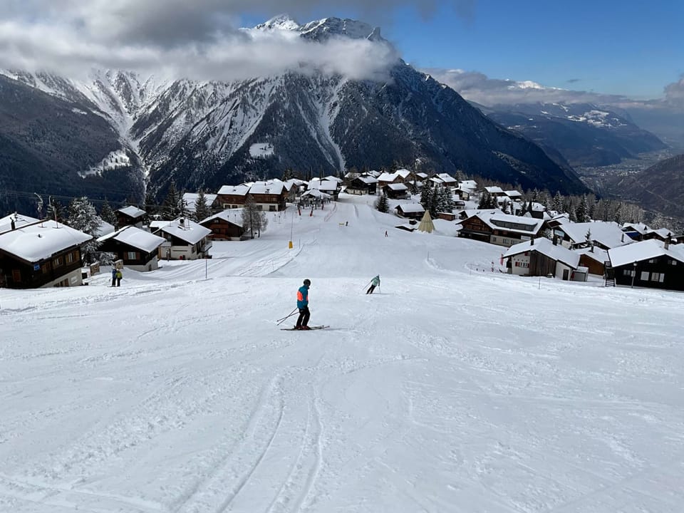 Schirli Dachgeschoss Appartement/Fewo, Bad, WC 6-Bettwohnung Apartment in Canton of Valais