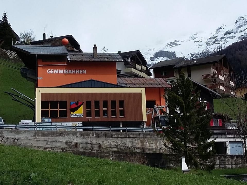 Appartement mit Bergblick und Dorf Apartment in Canton of Valais