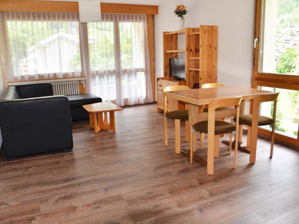 Fortuna 302 # 3-bed apartment, Dusche, WC 3-Bettwohnung, Dusche, WC Apartment in Canton of Valais