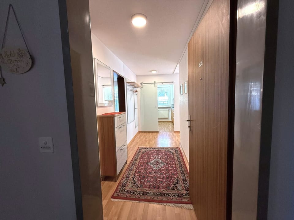 Apollo 44 # 4-bed apartment, Bad, WC 4-Bettwohnung, Bad, WC Apartment in Canton of Valais