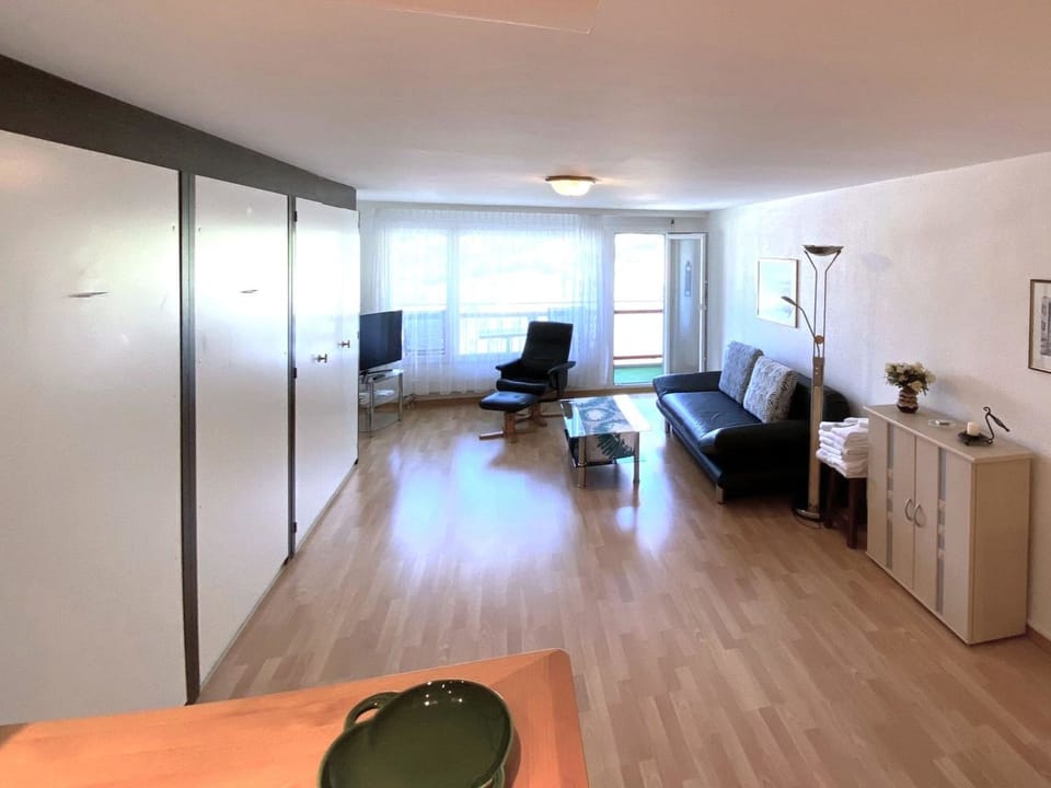Adler 82 # 2-bed apartment, Dusche, WC 2-Bettwohnung, Dusche, WC Apartment in Canton of Valais