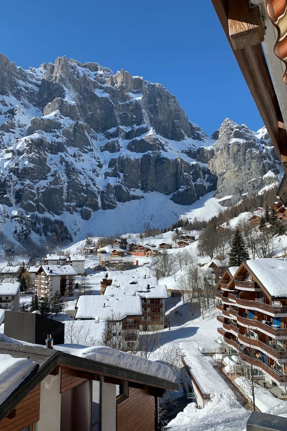 Schwarzhorn 5 # 3-bed apartment, Dusche, WC 3-Bettwohnung, Dusche, WC Apartment in Canton of Valais