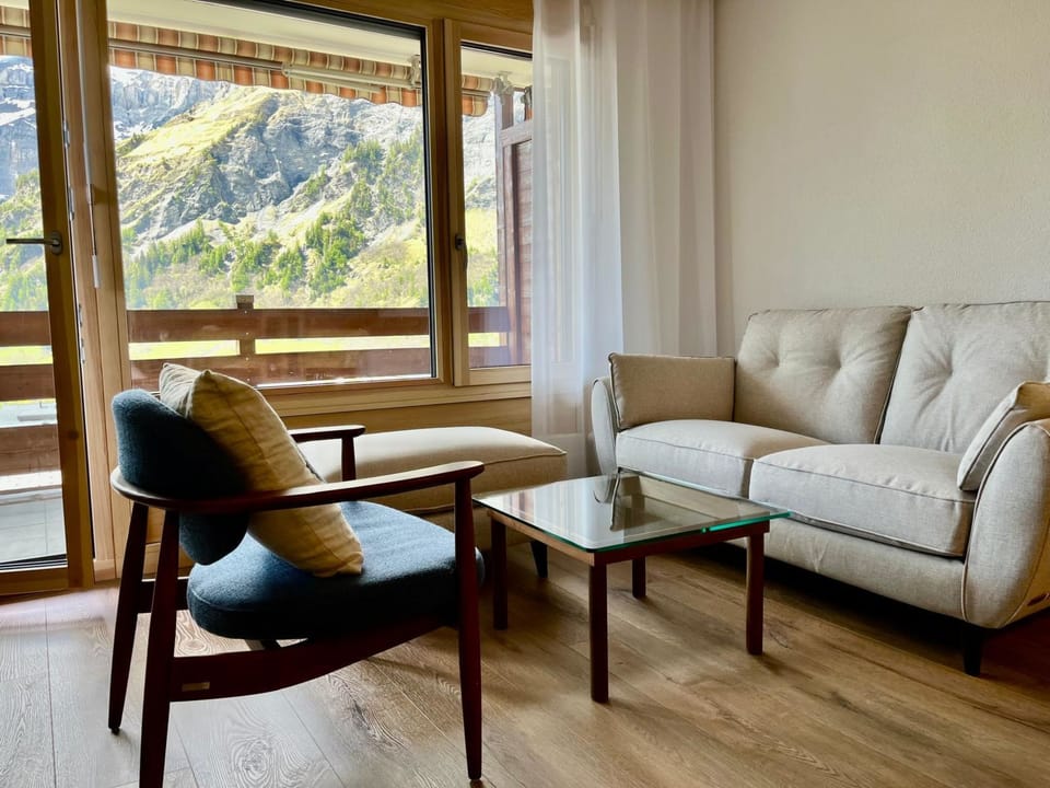 Schwarzhorn 5 # 3-bed apartment, Dusche, WC 3-Bettwohnung, Dusche, WC Apartment in Canton of Valais