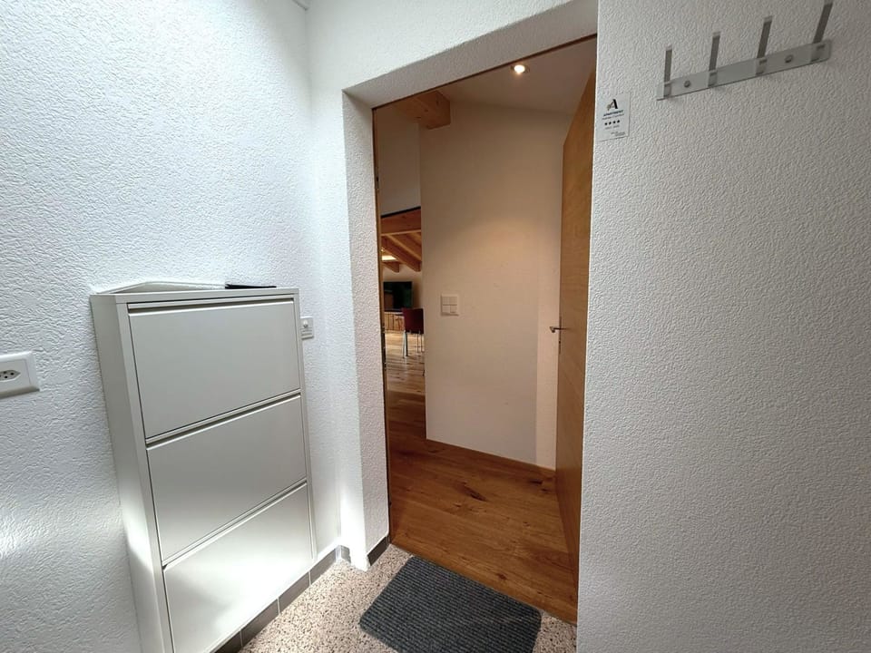 Diana 9 # 3-bed apartment, Dusche, WC 3-Bettwohnung, Dusche, WC Apartment in Canton of Valais