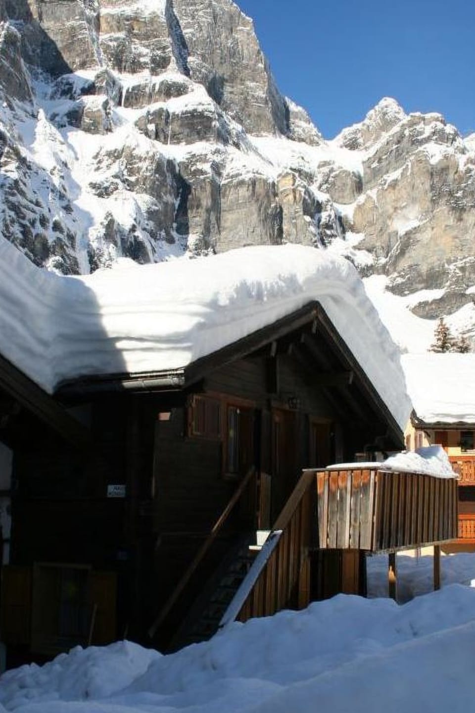 Chalet Kondore 1 # 5-bed apartment, Dusche, WC 5-Bettwohnung, Dusche, WC Apartment in Canton of Valais