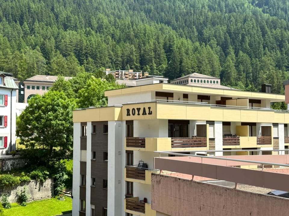 Royal 33 # 2-bed apartment, Dusche, WC 2-Bettwohnung, Dusche, WC Apartment in Canton of Valais