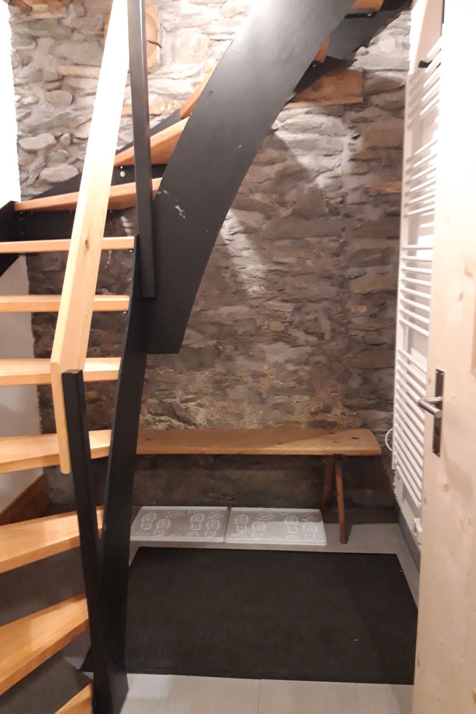 Ferienwohnungen im Schloss, (Nufenen). Apartment in Canton of Grisons