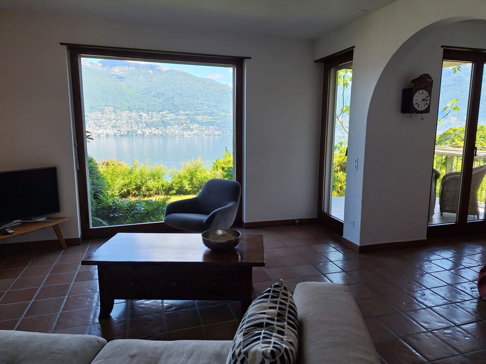Virabella 8 Apartment in Canton of Ticino