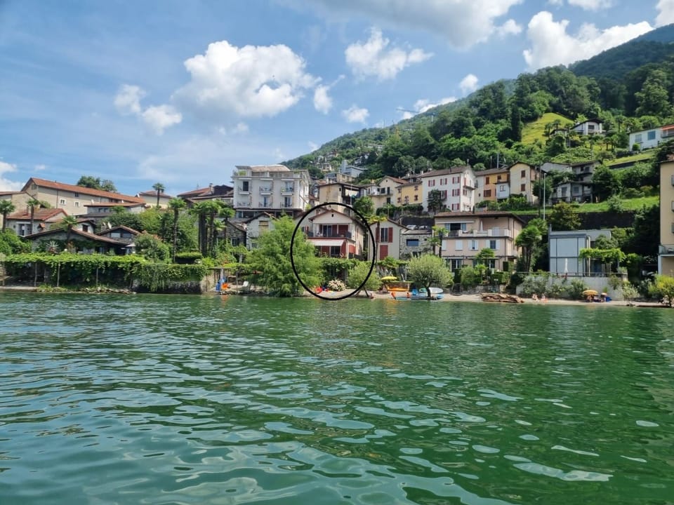Casa Andrea Strand Apartment in Canton of Ticino