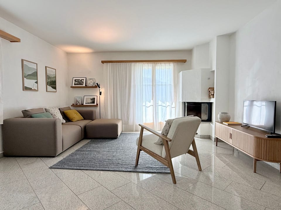 Familienfreundliche und gemütliche 3.5 Wohnung mit Garten Apartment in Canton of Grisons