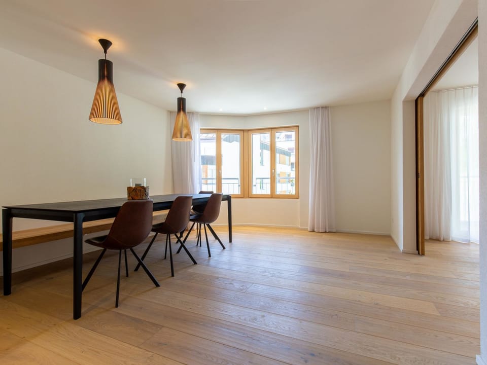 Appartement/Fewo, Dusche, WC, 6-Bettwohnung Apartment in Arosa