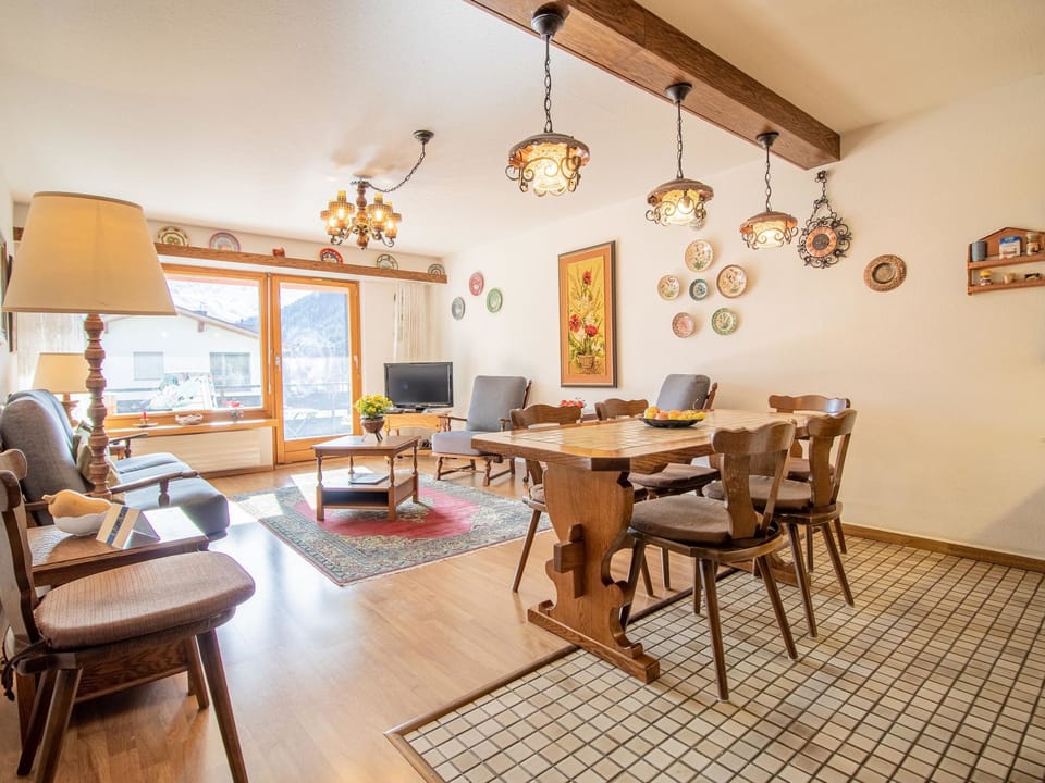 Rehwiesa 11 C Apartment in Arosa