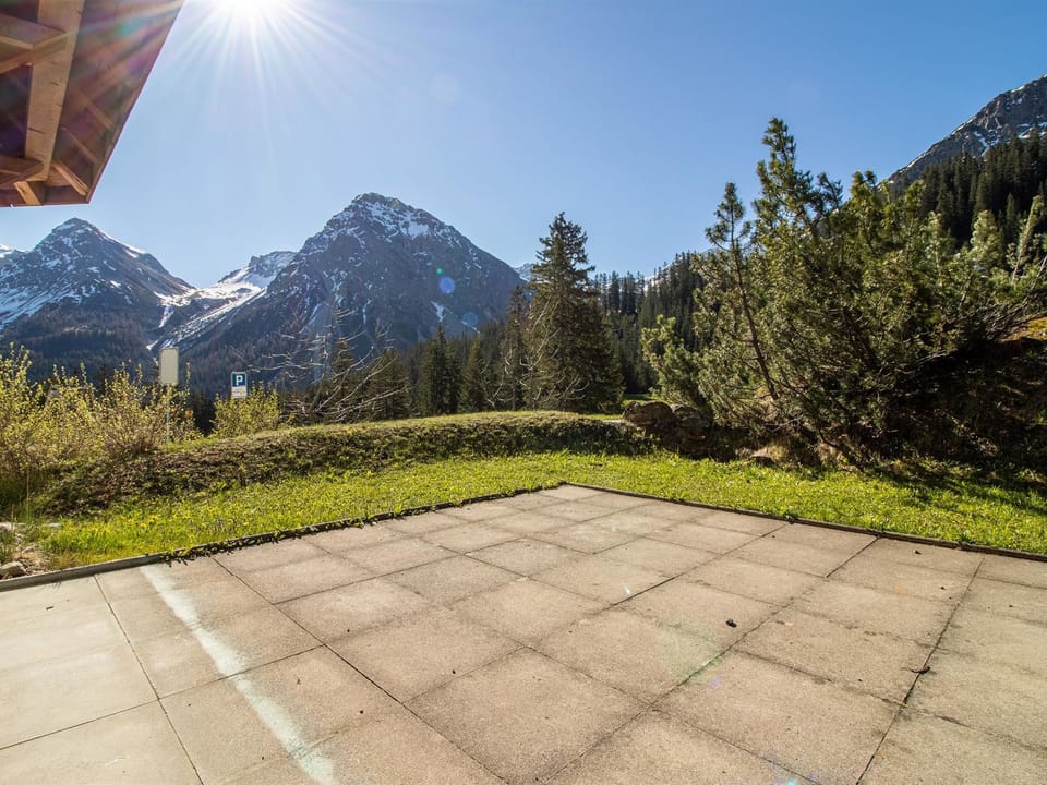 Camana EG Apartment in Arosa