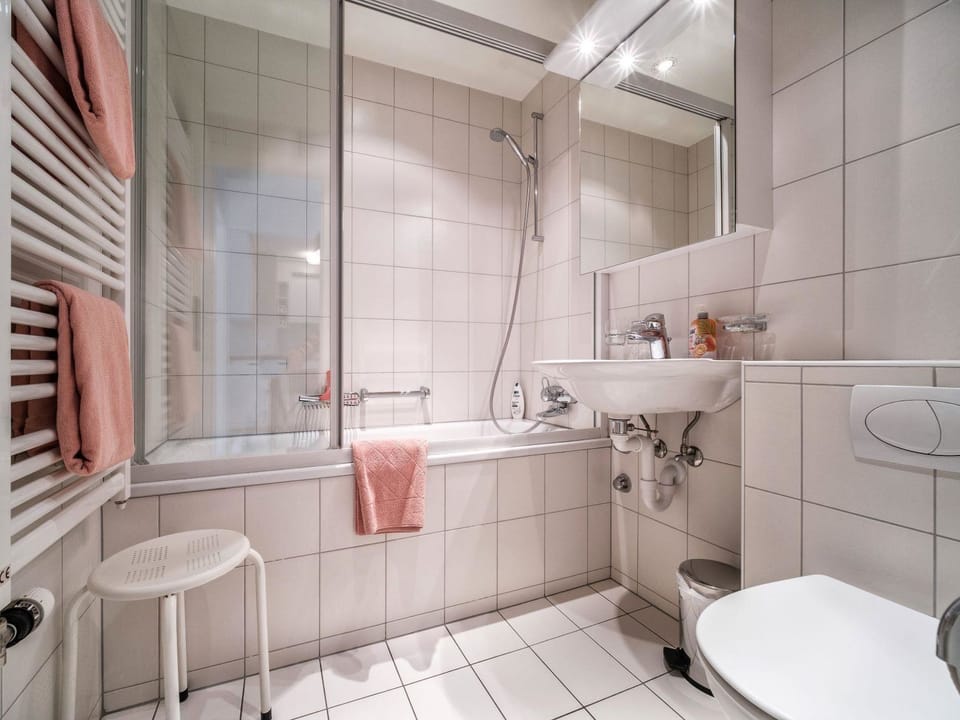 Appartement/Fewo, Dusche oder Bad, WC, 4-Bettwohnu Apartment in Arosa