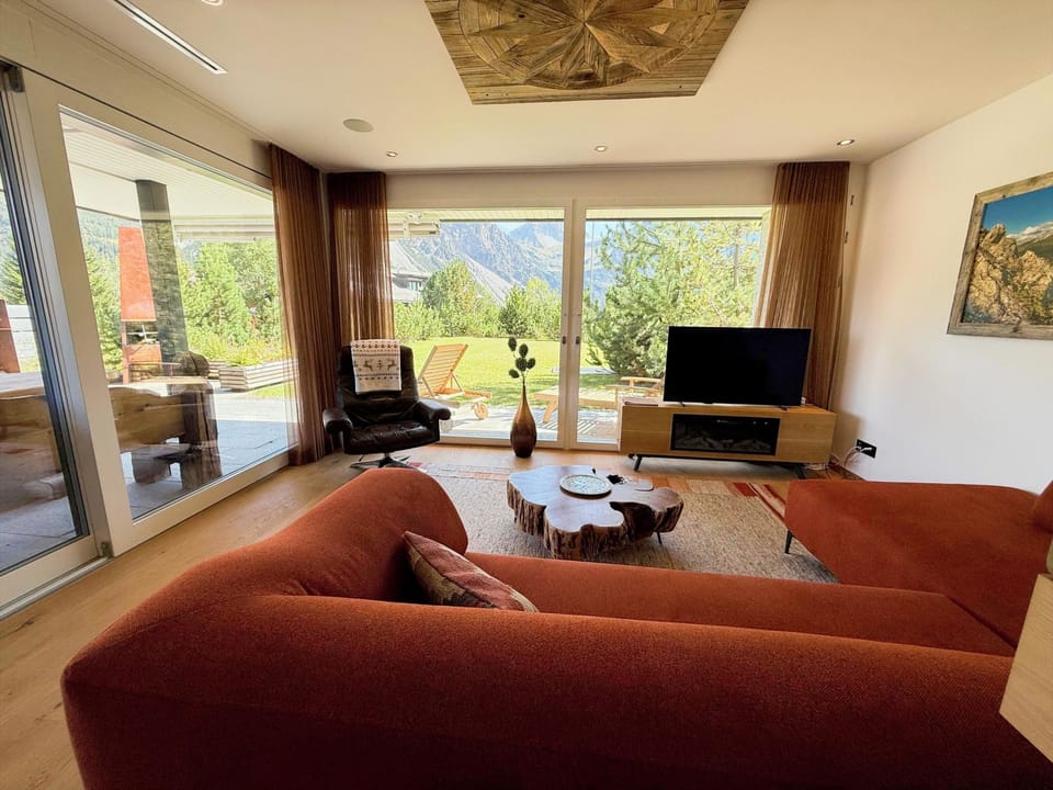 Appartement/Fewo, Bad, WC, 6-Bettwohnung Apartment in Arosa