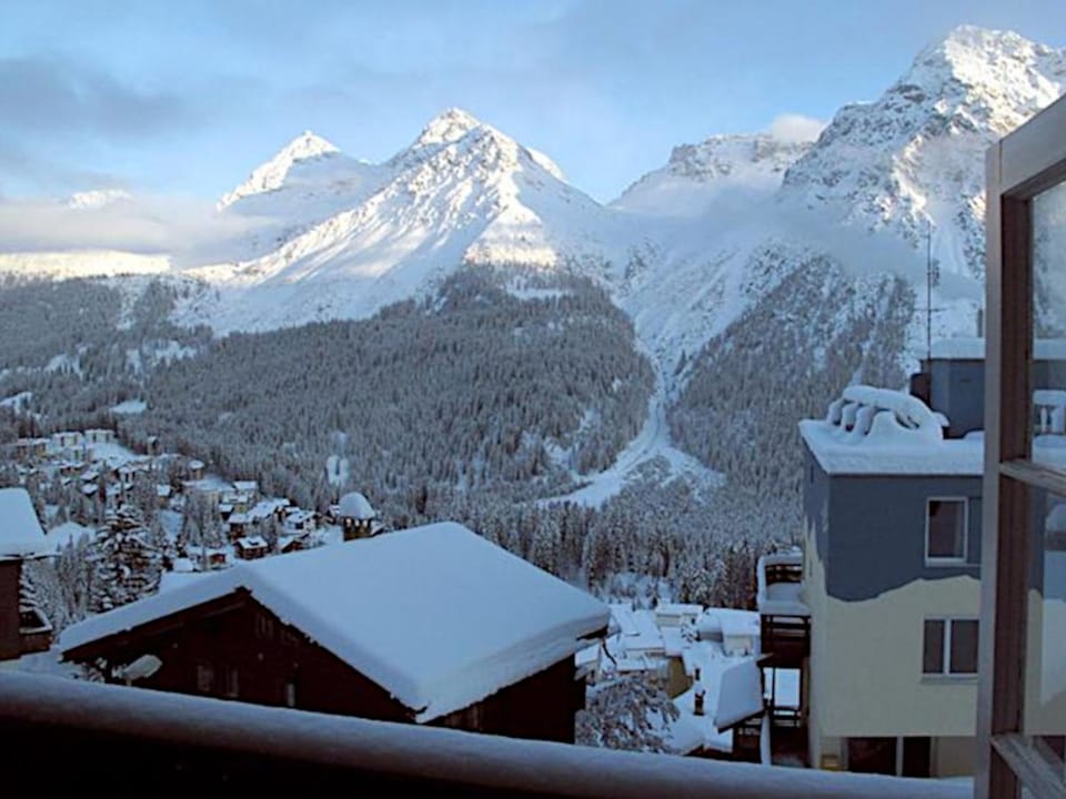 Chalet Willi-2.OG Appartement/Fewo, Dusche und Bad, WC, 6-Bettwohnung Appartemen Apartment in Arosa