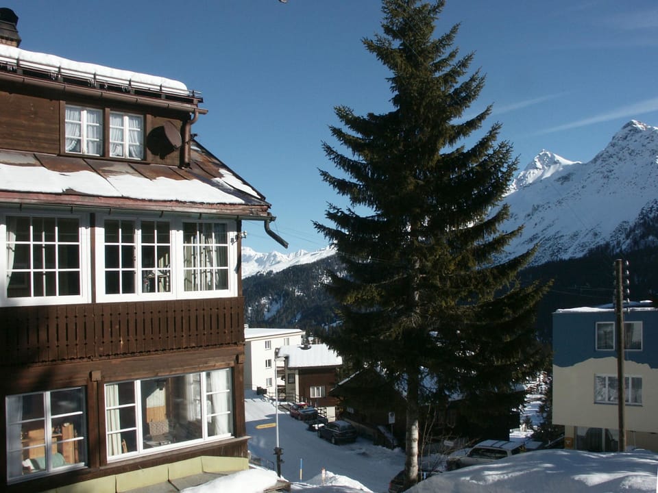 Appartement/Fewo, Dusche und Bad, WC, 9-Bettwohnun Apartment in Arosa