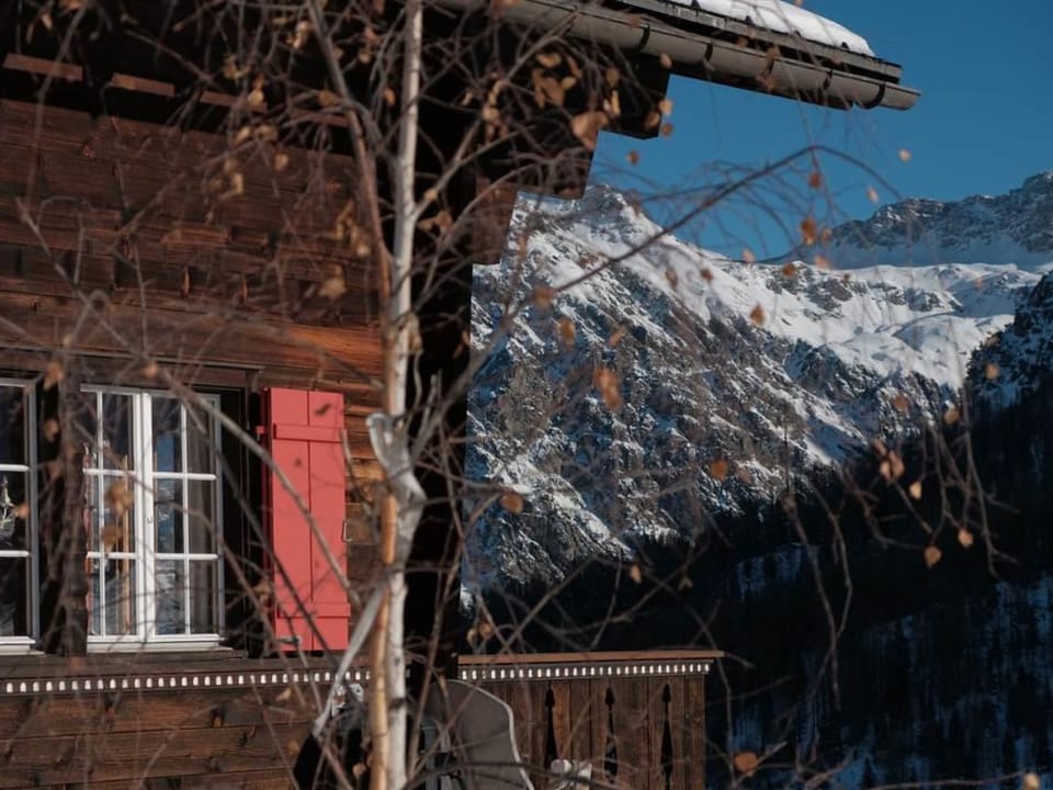 Lill Britta 3, obere Wohnung Appartement/Fewo, Dusche und Bad, WC, Komfort Apartment in Arosa
