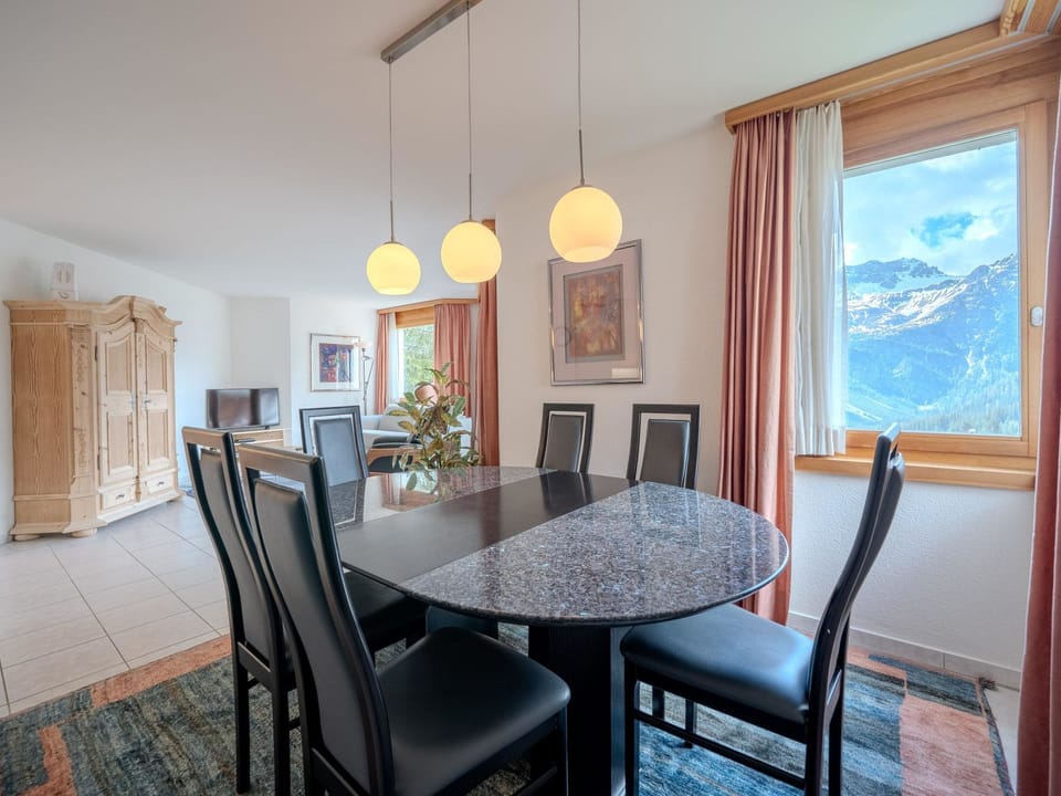 Casa Cresta C32 by Arosa Vacations Apartment in Arosa