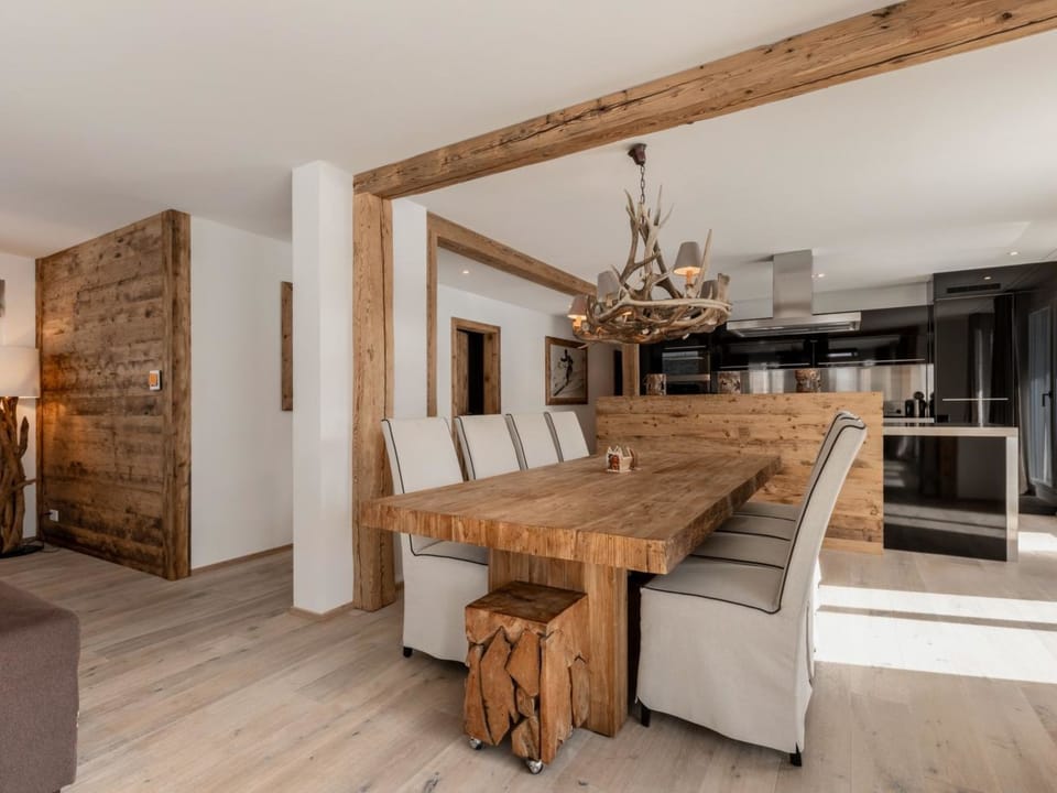 144 m2 Ferienwohnung mit grossem Südbalkon Apartment in Arosa