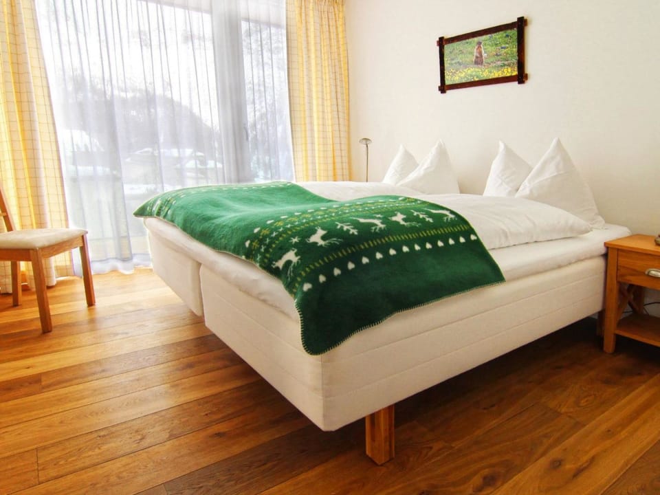 Eden Mountain Resort - Wohnung "Bladh" Appartement/Fewo, Dusche und Bad, WC, 7-B Apartment in Arosa
