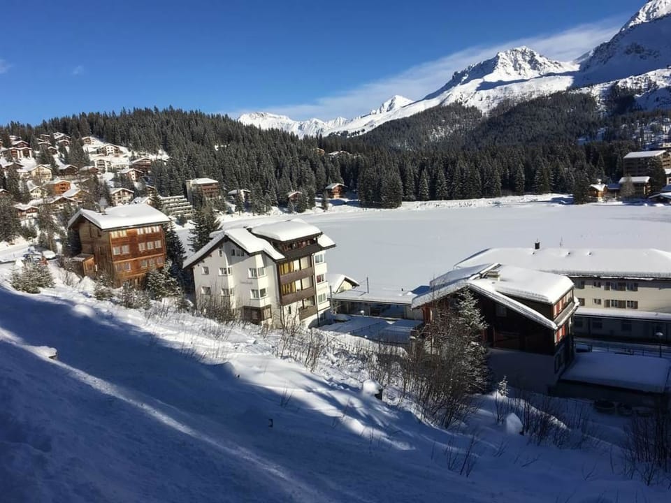 Sunnybank / 4. St. 5-Bettwohnung Apartment in Arosa