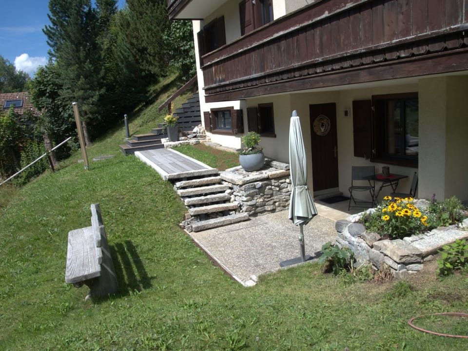 Am Sonnenhang Appartement/Fewo, Dusche, WC Appartement/Fewo, Dusche, WC Apartment in Canton of Grisons