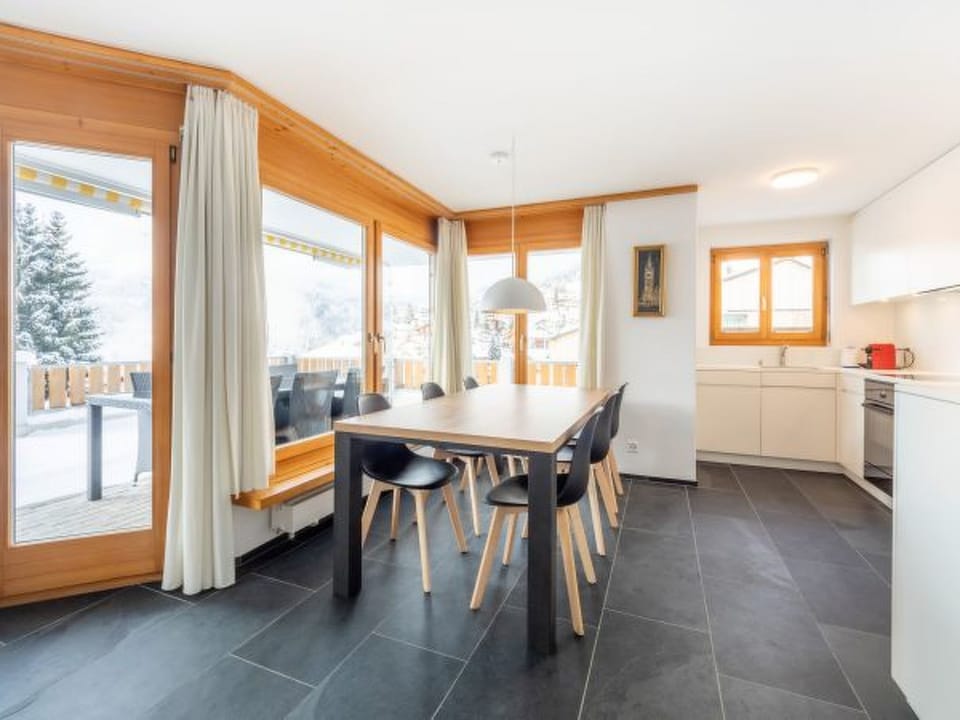 Kitchen / Dining Room