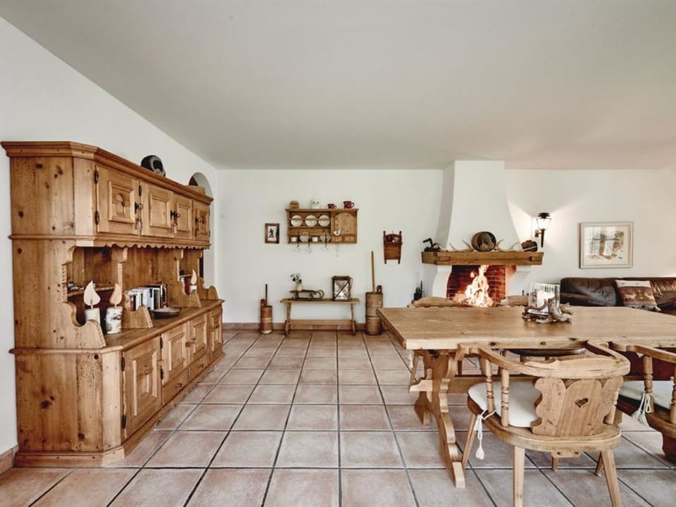 Cresta 5 Appartement/Fewo, Dusche oder Bad, WC 4 1/2-Zimmerwohnung Apartment in Canton of Grisons