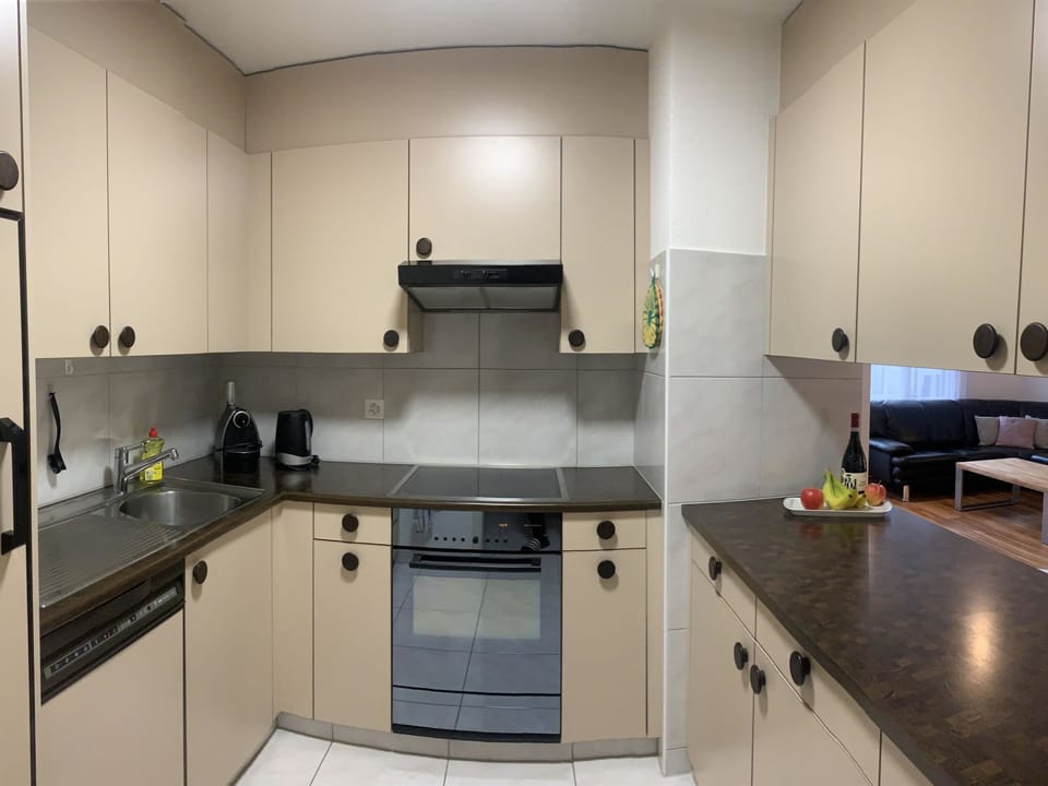 Quellenhof C01 Appartement/Fewo, Dusche oder Bad, WC 3½-Zimmerwohnung Apartment in Davos
