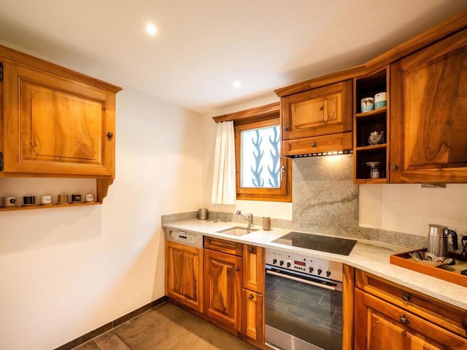 Bündastrasse 22 EG Appartement/Fewo, Dusche oder Bad, WC 2 1/2-Zimmerwohnung Apartment in Davos
