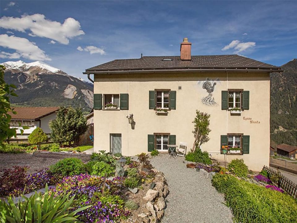 Tgesa Munts 2 EG Appartement/Fewo, Dusche oder Bad, WC, 3 Schlafräume Apartment in Canton of Grisons