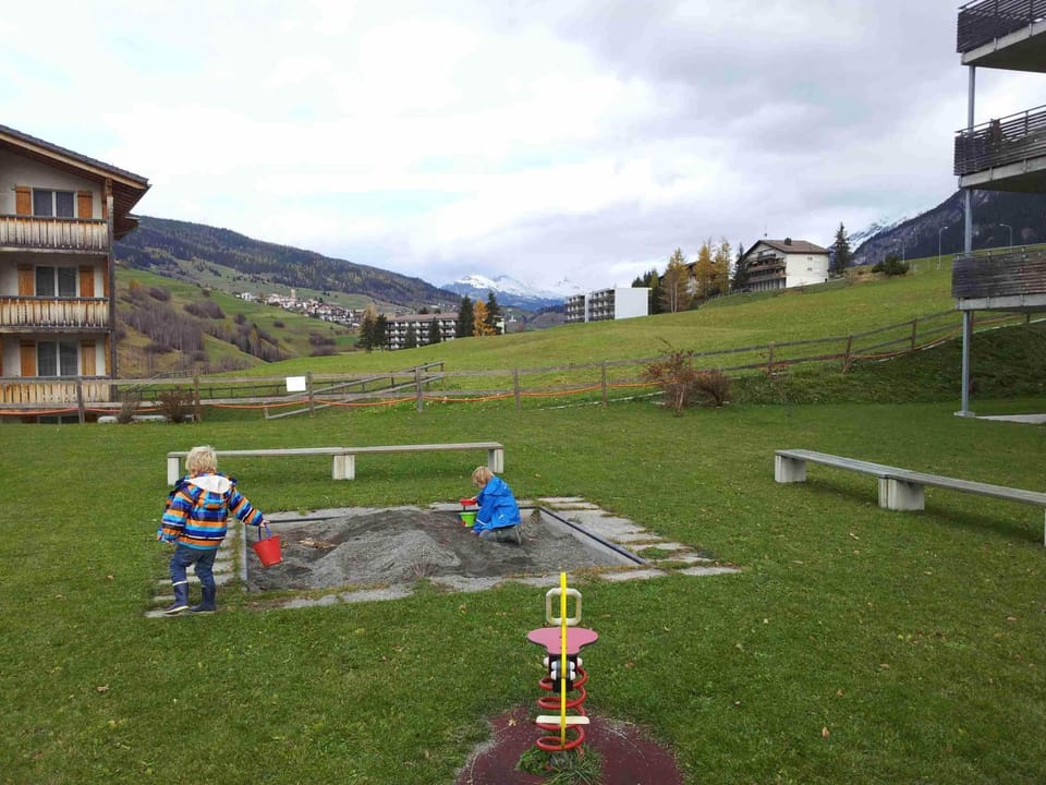Sandeilas 10 Appartement/Fewo, Bad, WC, 2 Schlafräume Apartment in Canton of Grisons