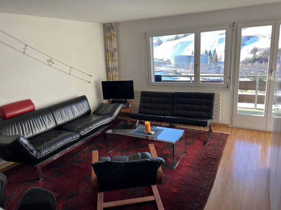 Som Barnagn 7 Appartement/Fewo, Bad, WC, 3 Schlafräume Apartment in Canton of Grisons