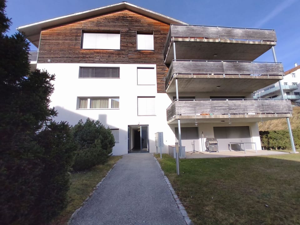 Apartment Keller Appartement/Fewo, Dusche und Bad, WC, 2 Schlafräume Apartment in Canton of Grisons