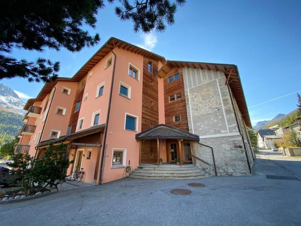 Haus Suot Chesas 8b Apartment in Saint Moritz