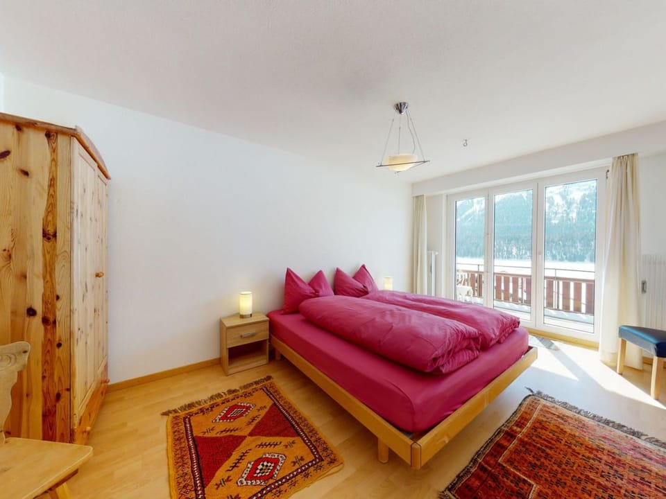 Apartment Giand Alva - Helle 3.5-Zimmerwohnung mit Seeblick in St. Moritz Apartment in Saint Moritz