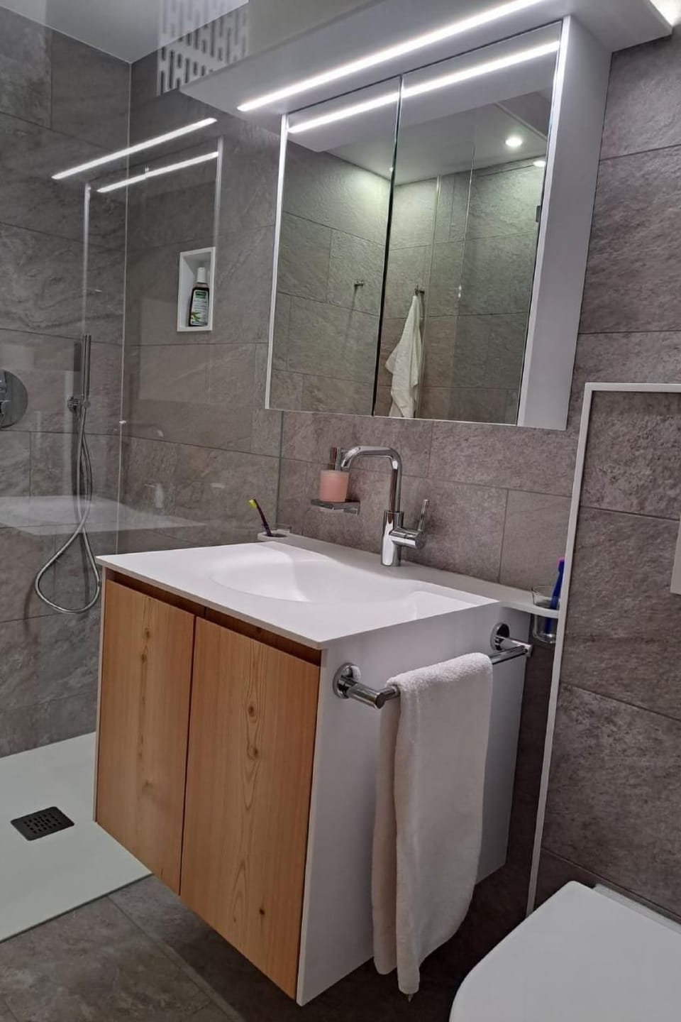 Bathroom / Wellness