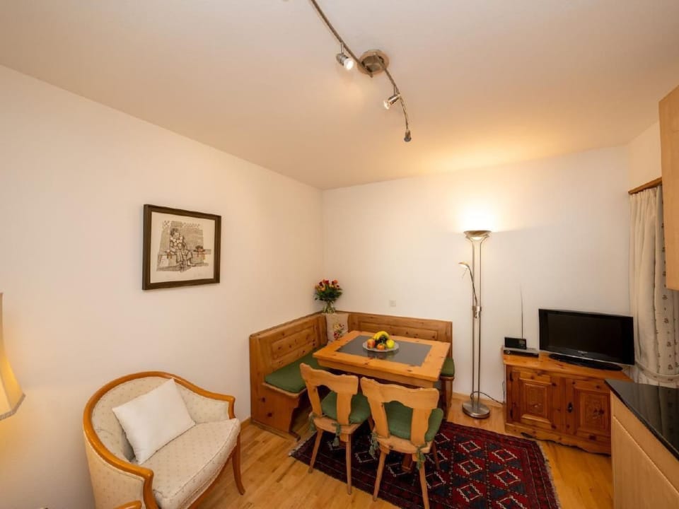 Chesa il purtretin Apartment in Samedan