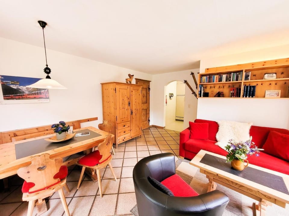 Curtins18 Apartment in Samedan