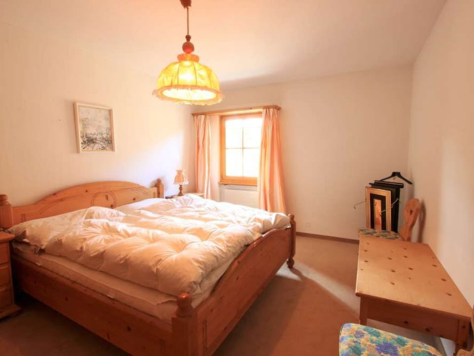 Apartment Christina - Zentrale 3.5-Zimmer-Wohnung mit Balkon in Pontresina Apartment in Samedan