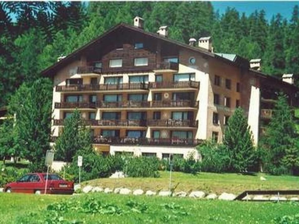 Guardaval 27 Apartment in Saint Moritz