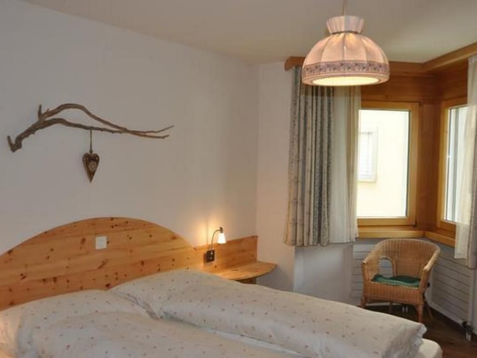Chesa Semnadur H5 Apartment in Samedan