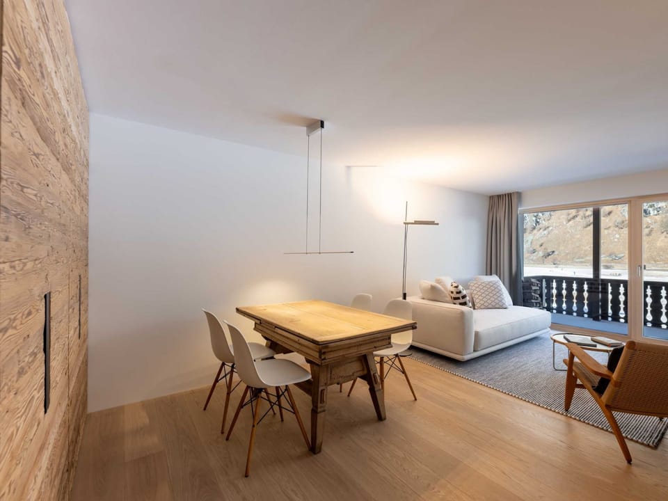 Chesa Curtinella 21 Apartment in Samedan