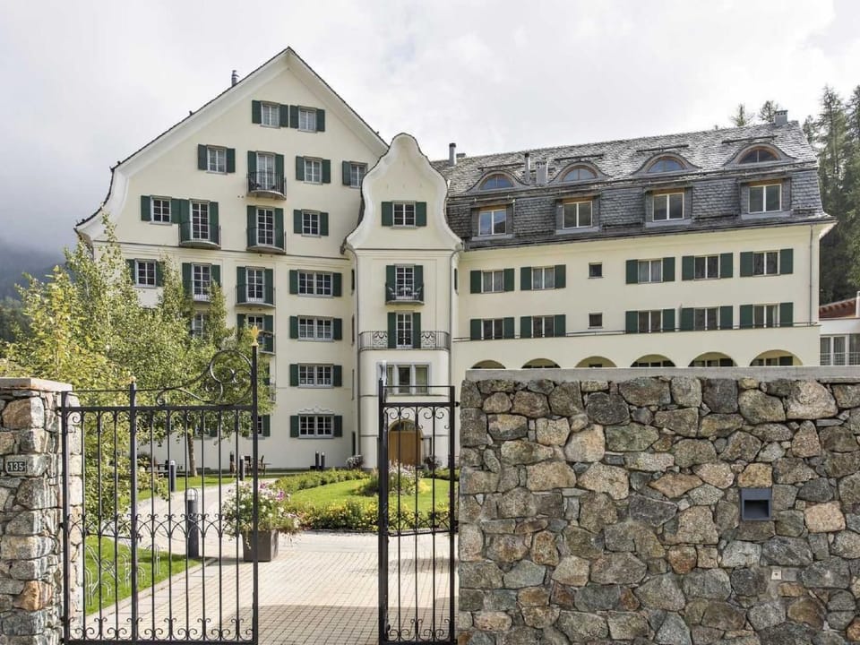 Residenz Alpenrose26 Apartment in Samedan
