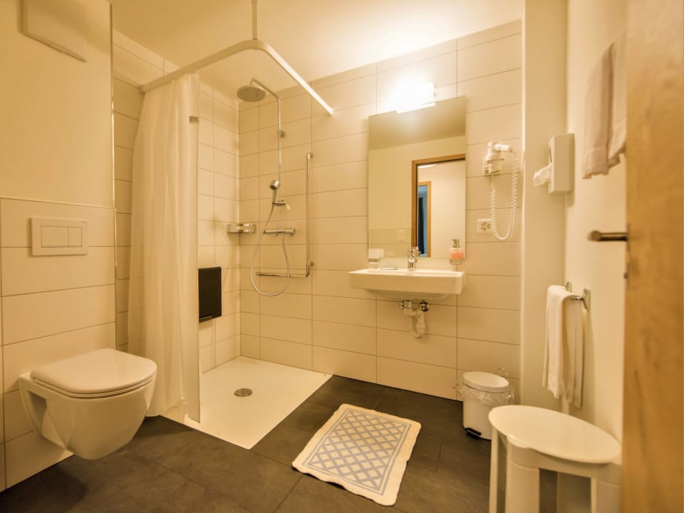 Bathroom / Wellness