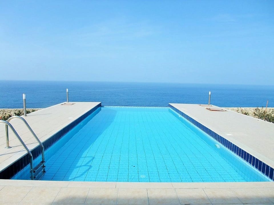 Ferienvilla mit Infinity Pool Vacation rental in Famagusta District
